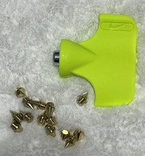 Nike Wave Spike Wrench Key Tool with 14 Gold Metal Pyramid Spikes 1/4"- 7mm