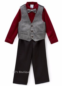 burgundy black and gray outfits