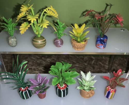Barbie Size Dolls Lot Of Plants For Dioramas And Play