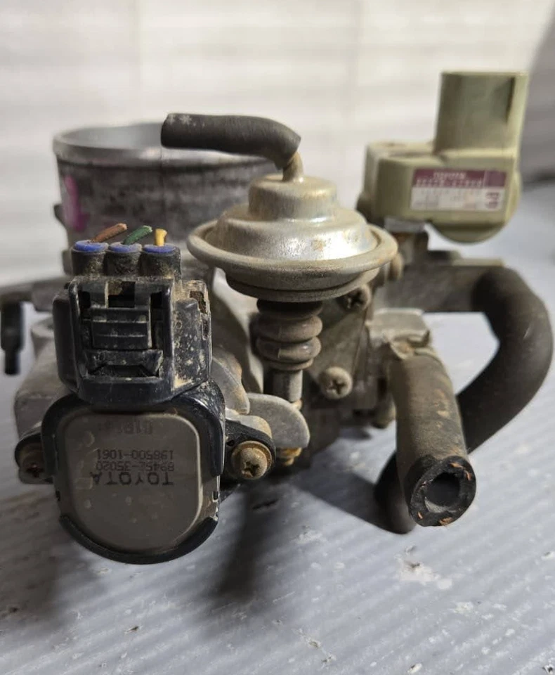 1997-2002 Toyota Tacoma T100 4Runner 3.4l Throttle Body Valve Assembly Oem - Image 4 of 4