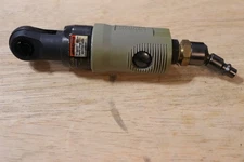 Central Pneumatic 3/8" Mini Air Ratchet Wrench Item 99898 Swivel Connector