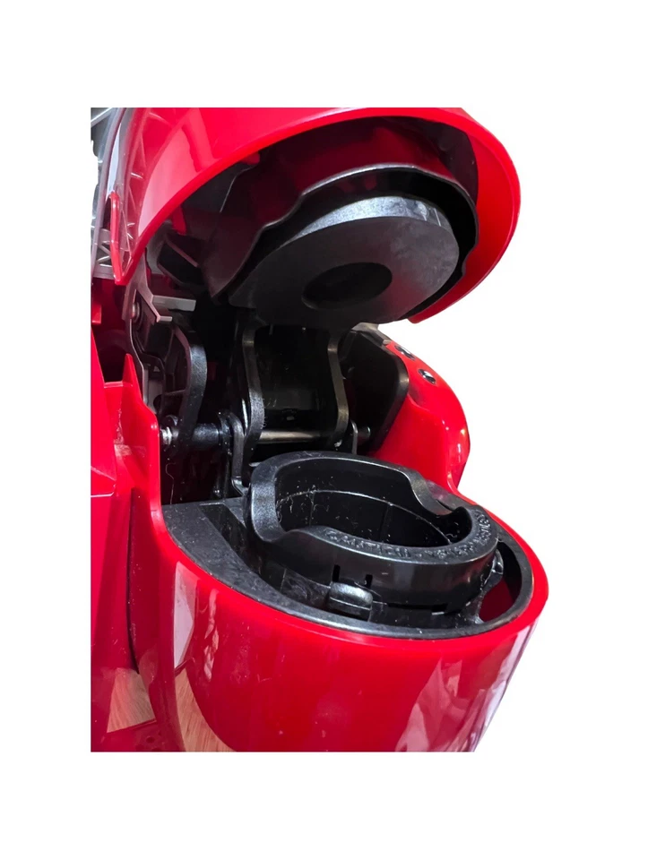 Keurig K-Compact Coffee Maker Single Serve K-Cup Pod Coffee Brewer Red K35 - Image 4 of 4