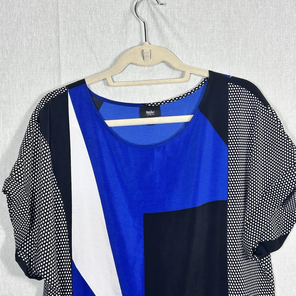 Top manga corta MOSSIMO para mujer talla grande azul blanco y negro estampado geométrico (T) Foto 2 de 4