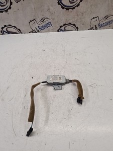 INFINITI Q50 AERIAL ANTENNE AMPLIFIER MODULE UNIT V37 2014 282314GR1A