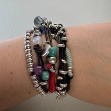 uno de 50 multicolor beaded leather multi str...