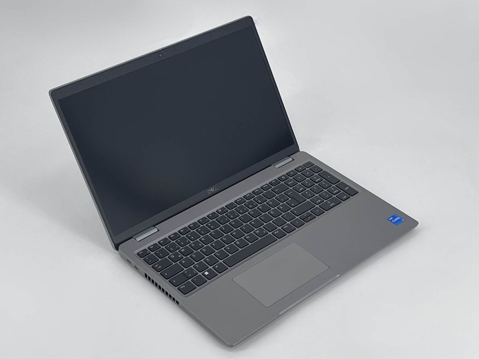 Dell Latitude 5520 15,6" FHD i5-1145G7 16GB DDR4 512GB SSD Win11 Pro FP Gut