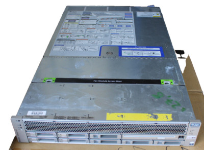 Sun MicroSystems  SunFire X4450 Server 32x 4GB RAM  4x 10K 2x Netzteil 6x Lüfter