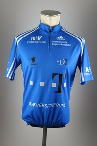 trikots internationaler vereine