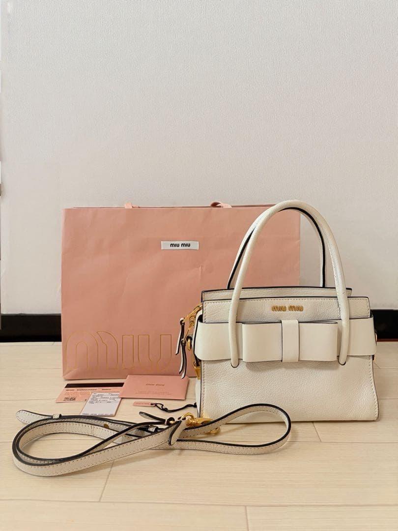 MIUMIU Madras Fiocco 2 way White Leather Handbag Shoulder Bag Small Authentic