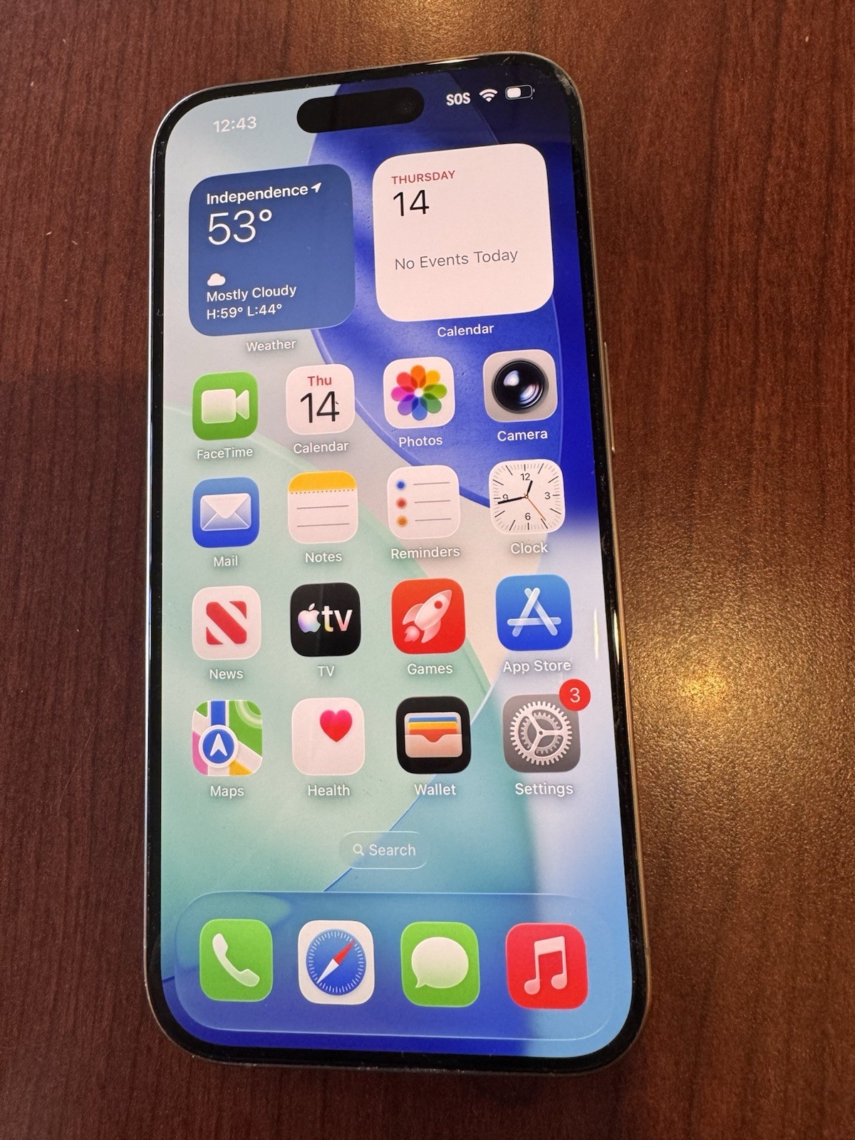 Apple iPhone 15 Pro - 128 GB - Natural Titanium (Unlocked) - Smartphone