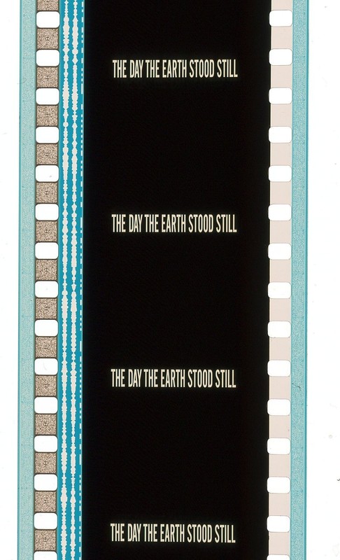35mm Film Movie Trailer - The Day the Earth Stood Still (2008) - Keanu Reeves