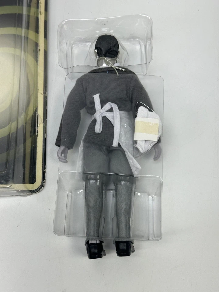 Figura de acción venusiana de tres ojos Bif Bang Pow The Twilight Zone 8 pulgadas Foto 3 de 4