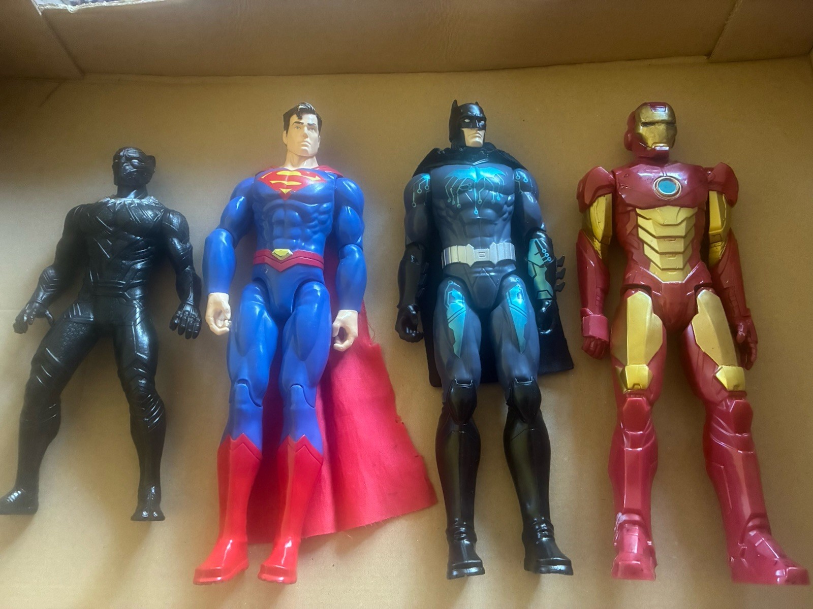 4 BIG SUPERHERO Batman Superman Ironman Spiderman Black Panther FIGURES TOYS Lot