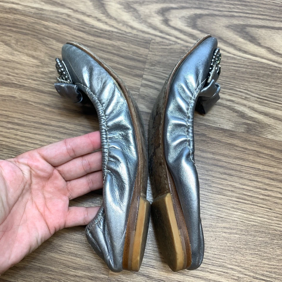 Miu Miu Camoscio Metallic Silver Crystal Studded Scrunch Ballet Flats Sz 38.5 - Image 3 of 4