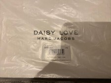 Marc Jacobs Daisy Love Pouch / Makeup Bag