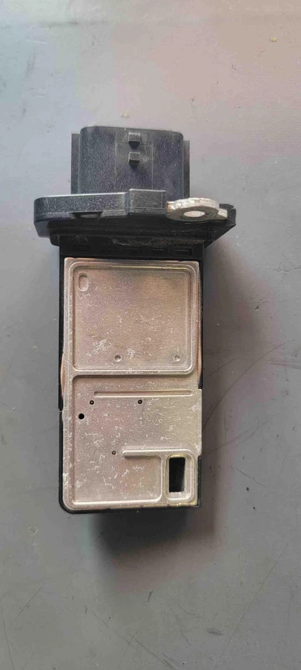 ✅ Medidor de flujo de aire Nissan GT-R 2023 PN: 22680-7S00A OEM Foto 2 de 4