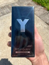 ves Saint Lurenti  Eau De Parfum 3.3 fl.oz.