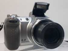 Sony Super Steady Shot DSC-H2 W/ 1G ProDuo Memory Stick