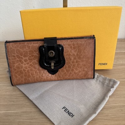 Fendi B. Brown Long Bifold Wallet pebbled leather BLK patent leather buckle trim