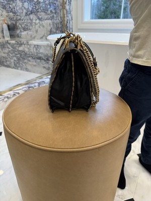 Fendi Kan Black Authentic Scalloped Shoulder Bag Gold Chain with