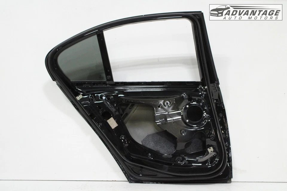 2017-2018 BMW 330I XDRIVE F30 ЗАДНЯЯ ЛЕВАЯ СТОРОНА КРЫШКА ДВЕРНОГО КОРПУСА LCI ОТ ОРИГИНАЛЬНОГО ПРОИЗВОДИТЕЛЯ - Изображение 2 из 4