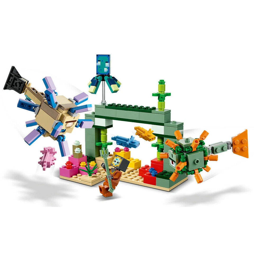 LEGO 21180 Minecraft The Guardian Battle Brand New - Image 3 of 4
