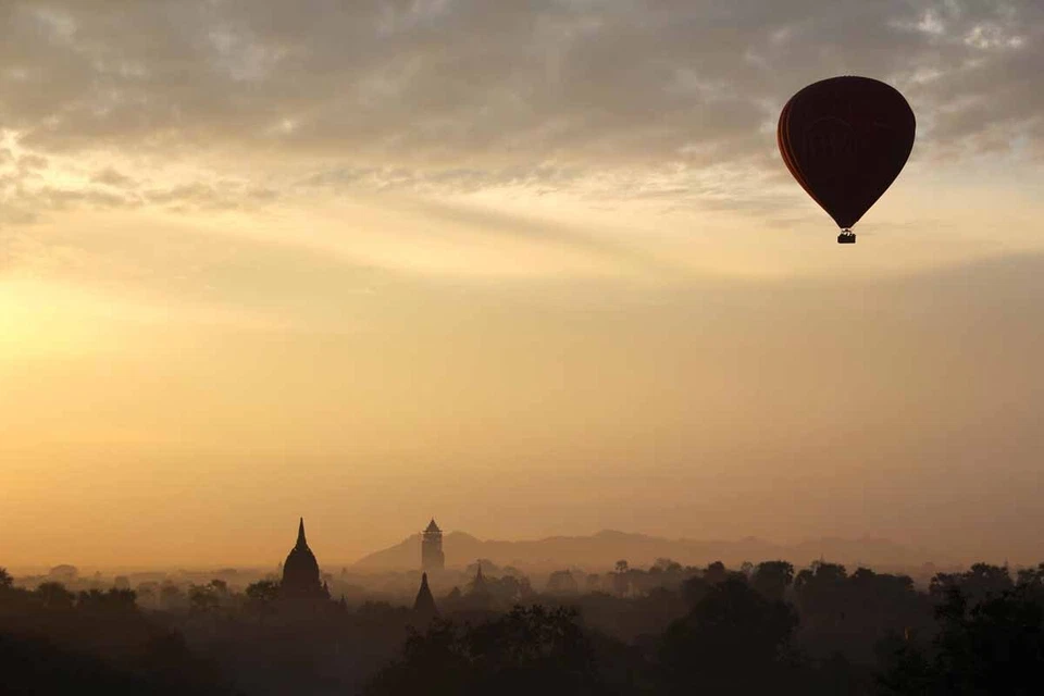 Bagan Temple Hot Air Balloon - CANVAS OR PRINT WALL ART - Image 2 of 2