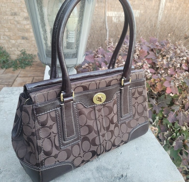 Coach Hampton Signature Carry All Tote Handbag Purse Black Coach Hampton Signature Carry All Tote Handbag Purse Black