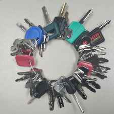 40 Heavy Equipment Keys Set Case Cat Kubota John Deere Yanmar Volvo Toyota Honda