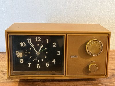 Vintage RCA RZD 401N Sun Gold Alarm Clock Radio (Untested AS IS)
