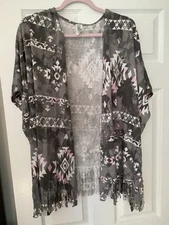 NWT Aztec Print Short Kimono with Fringe XL