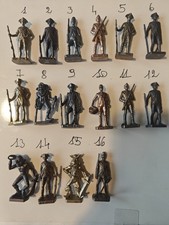 M3 J2) METAL FIGURES PIRATES SOLDIER NUMBER 1 / ANTIQUE, MOUNTABLE, LOT