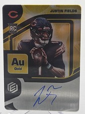 Justin Fields 2021 Panini Elements #121 Rookie On-Card AUTO Gold #67/79 - Bears