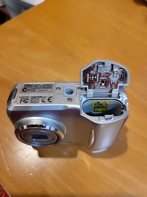 Nikon Coolpix 3200 Digicam 3.2mp Digital Camera UNTESTED FOR PARTS