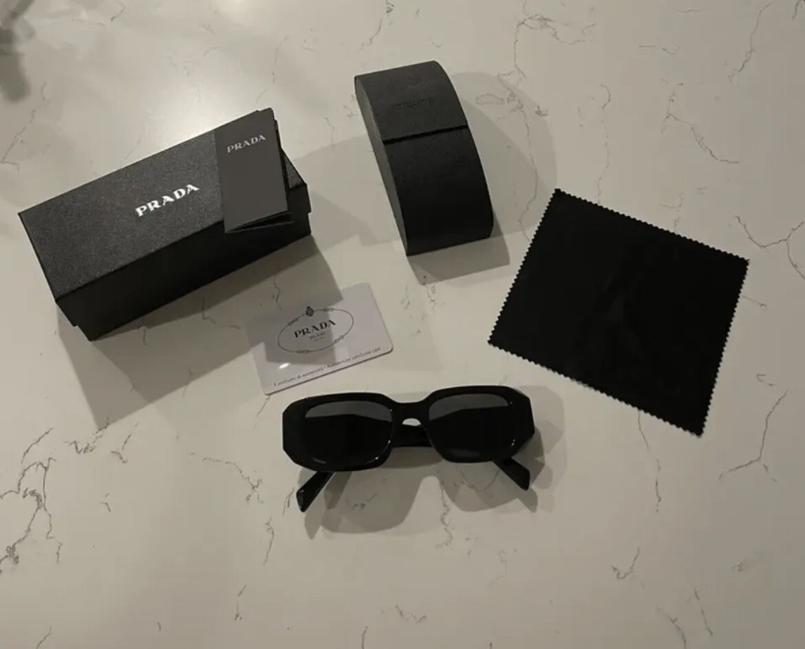 Prada Authentic Women\'s Sunglasses with Case, Box & Extras PRADA Sunglasses for Women for sale - eBay main image 4