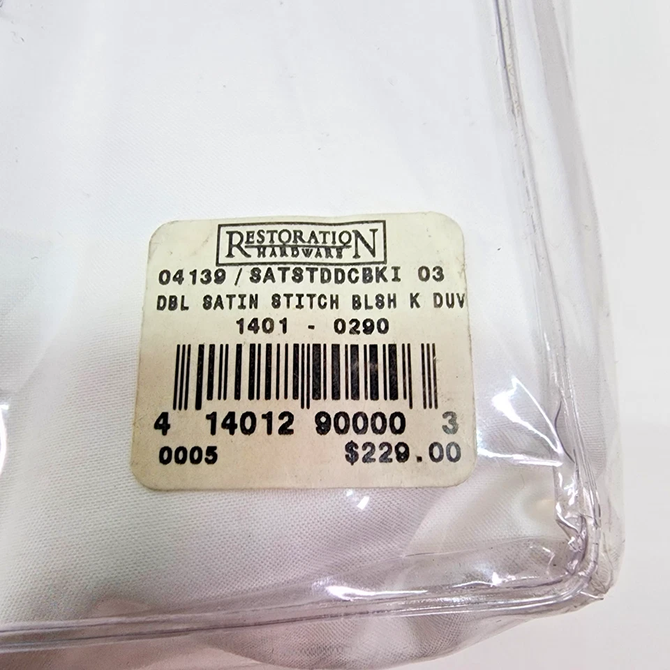 Herrajes de restauración doble puntada satinada blanca con funda nórdica Blush King Italia Foto 4 de 4