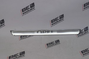 Opel Insignia B Einstiegsleiste vorne links unten Leiste Einstieg 13345214