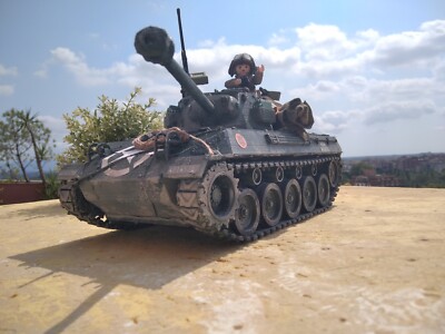 PLAYCUSTOM TANQUE US M-18 HELLCAT + SUBOFICIAL  (FRANCE-1944) REF-010