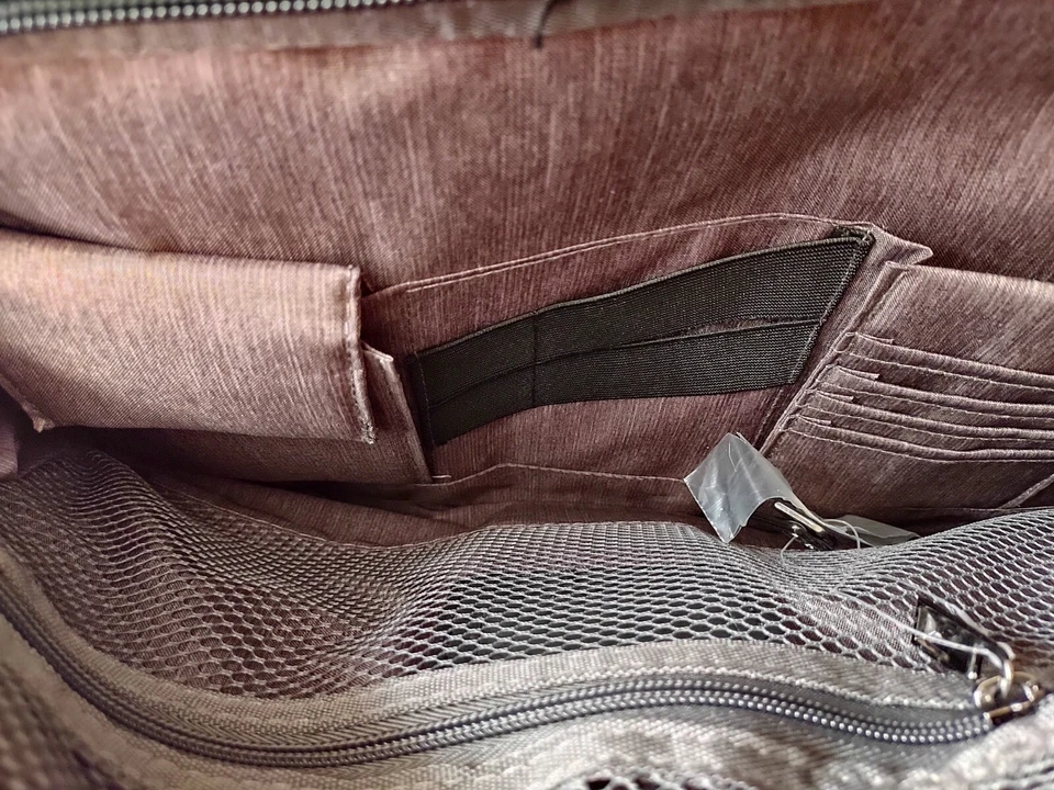 Maletín para portátil Samsonite - negro con detalles de cuero usado en excelente estado Foto 3 de 4