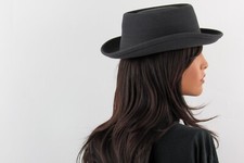 Vintage Unisex Bailey Of Hollywood Gray Pork Pie Hat Small Satin Logo Lining