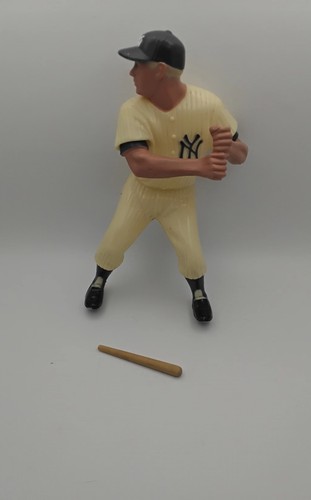 1958-63 Original Hartland Statue Mickey Mantle (HOF) Near Mint With Original Bat