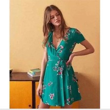 Sezane Anastasia Silk Wrap Dress Green Floral US 8 EU 40