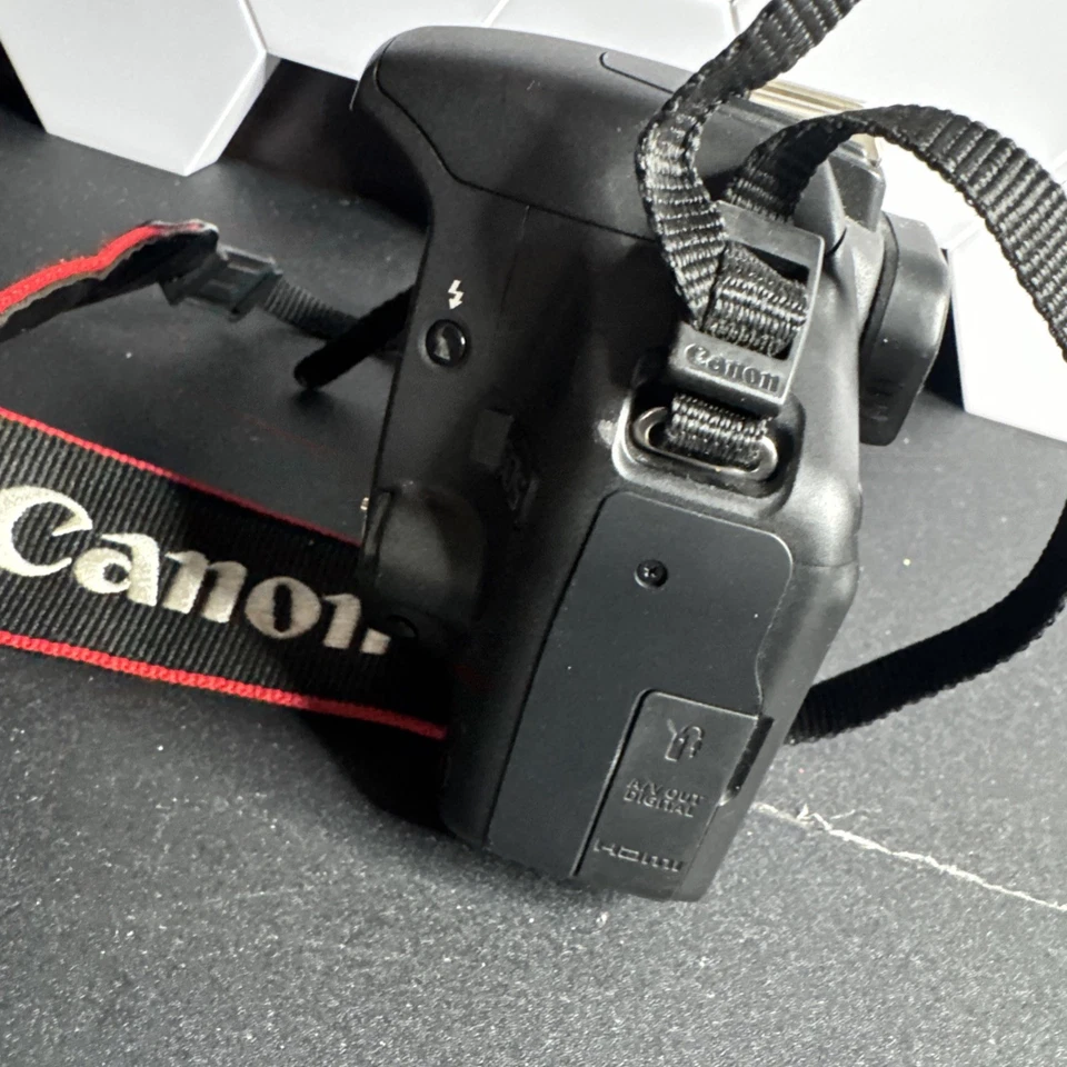 Cuerpo de cámara réflex digital Canon EOS Rebel T1i 15,1 MP - NEGRO Foto 4 de 4