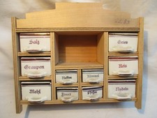 Antikes Gewürzregal mit Porzellanschüben für die antike Puppenküche, selten