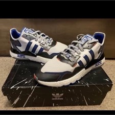 adidas gazelle silver green womens Adidas x Star Wars Nite Jogger R2D2 Trainers main image 1