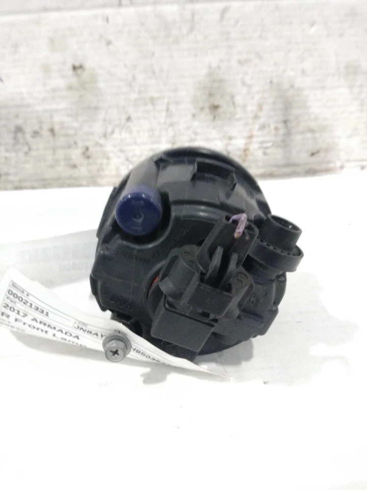 Luz de conducción usada se adapta a: Nissan Armada 2017 parachoques antiniebla montado diestro o izquierdo Foto 2 de 3