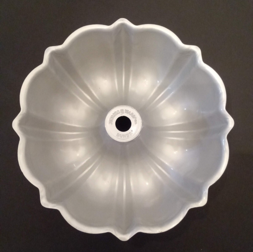Molde de aluminio formado azul crepuscular metálico Nordic Ware Bundt Cake Pan 12 tazas - Imagen 3 de 4