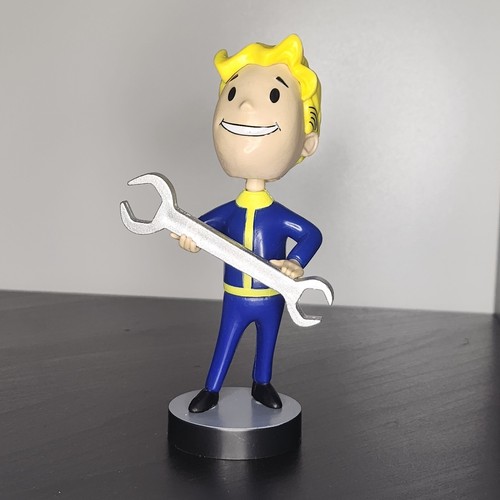 Fallout 4 Vault Boy Bobblehead action figures collection - Picture 7 of 7