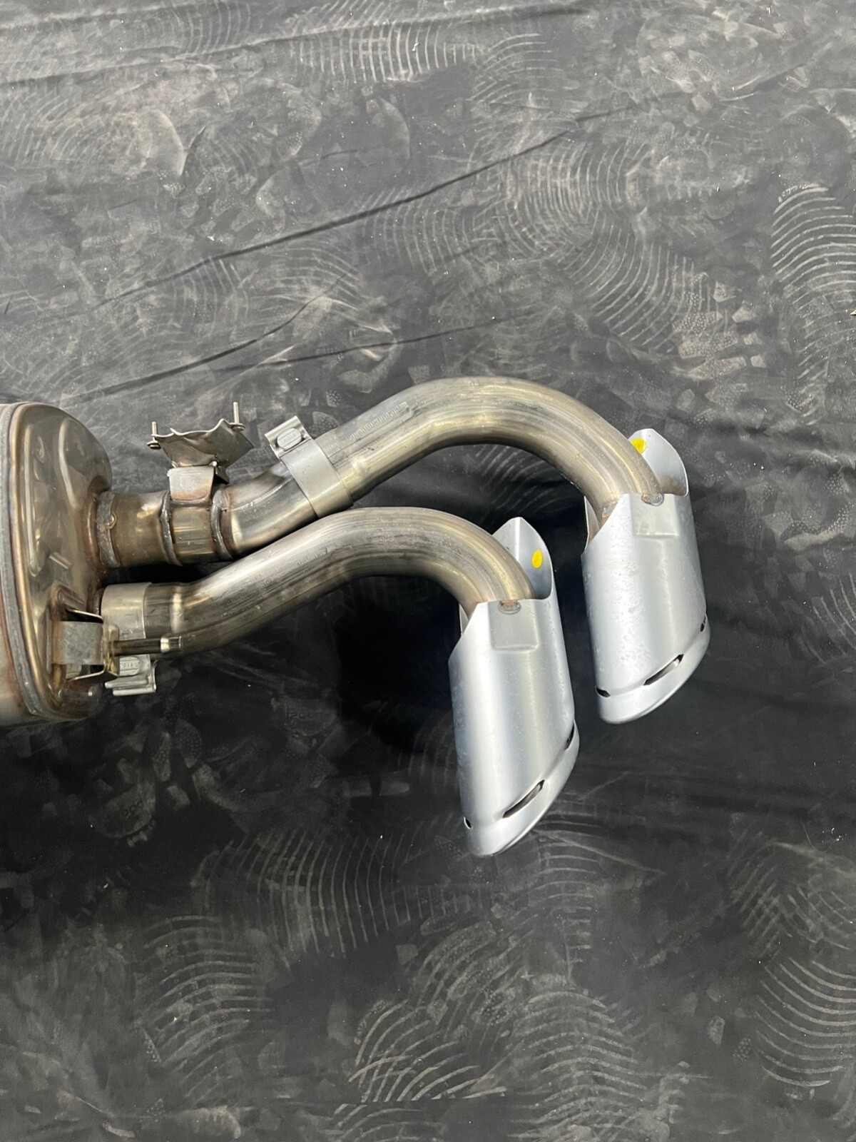 Lamborghini Urus Exhaust 2022 OEM catback only 