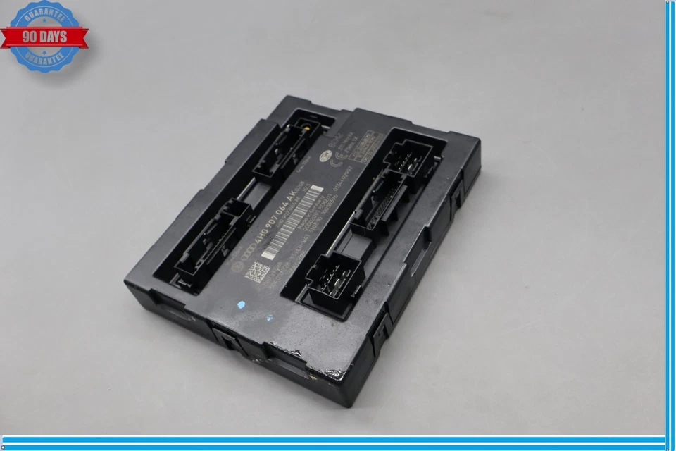 11-17 Volkswagen VW Touareg Body Control Module BCM Black 4H0907064 Oem - Image 3 of 4